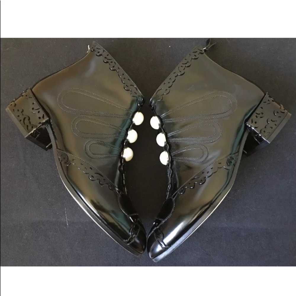 Paula Cademartori Pearl Victorian patent bootie - Picture 3 of 6